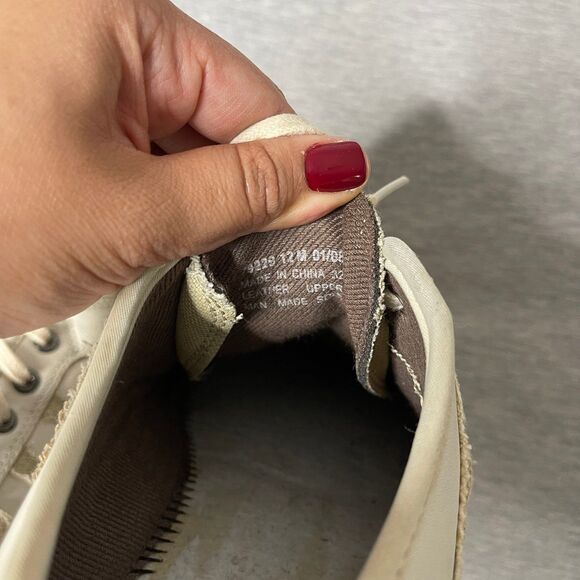 Clarks Men’s Vintage Casual Oxford Sneaker Shoes - Picture 9 of 11